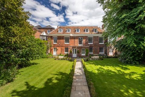 7 bedroom semi-detached house for sale - Hyde Street, Winchester, Hampshire, SO23