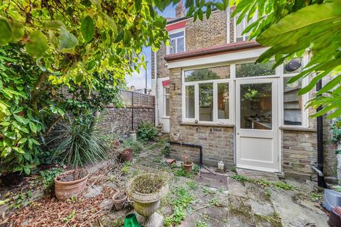 119 Rannoch Road, London, W6 9SY
