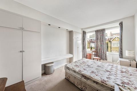 119 Rannoch Road, London, W6 9SY
