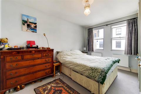 1 bedroom flat to rent, Pied Bull Court, Galen Place, London