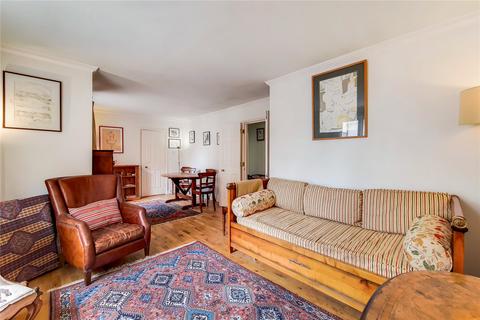 1 bedroom flat to rent, Pied Bull Court, Galen Place, London