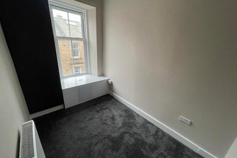2 bedroom flat to rent, Oliver Crescent, Hawick, TD9