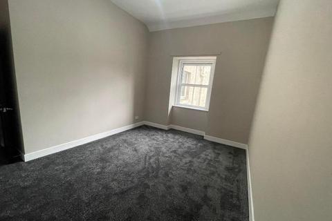 2 bedroom flat to rent, Oliver Crescent, Hawick, TD9