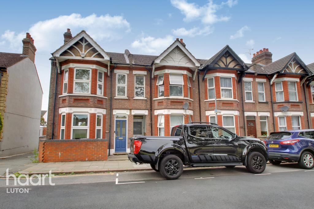 Havelock Road, Luton 3 bed terraced house £325,000