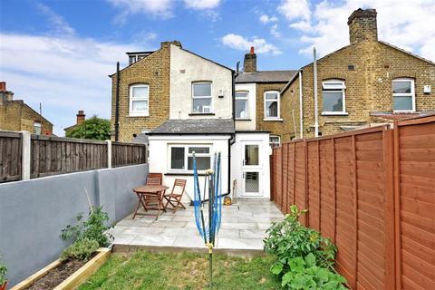3 bedroom terraced house for sale - Stanbrook Road, Gravesend, Kent