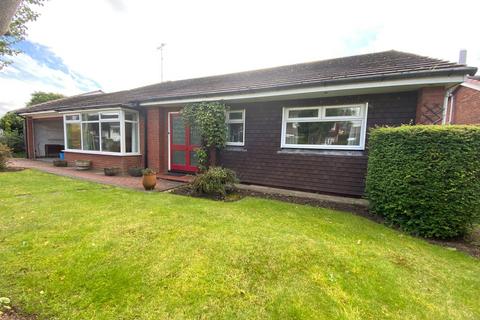 4 bedroom bungalow to rent, Fields Drive, Sandbach, CW11