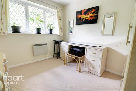 1 Challis Place, Bracknell, RG42 1FT