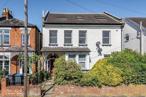 2 bedroom flat to rent, Penrith Road, New Malden, KT3