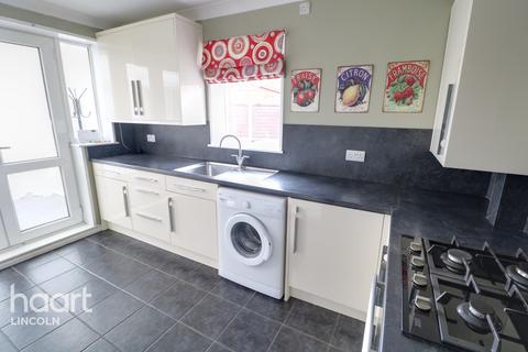 4 bedroom semi-detached house for sale - Lime Crescent, Lincoln