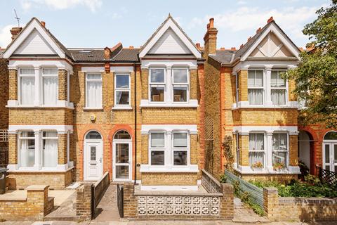 7 Chepstow Road, London, W7 2BG