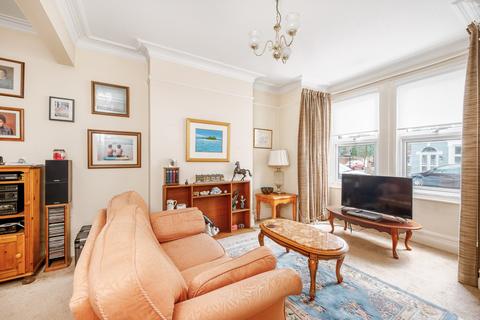 7 Chepstow Road, London, W7 2BG