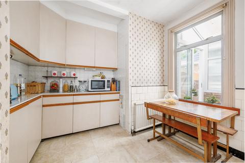 7 Chepstow Road, London, W7 2BG