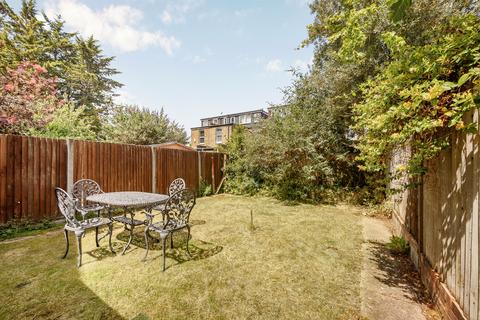 7 Chepstow Road, London, W7 2BG