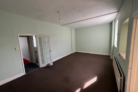 2 bedroom flat to rent, High Street East, Wallsend NE28