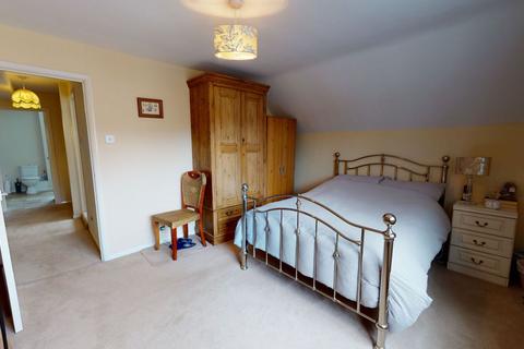 28 Camp Hill, Bugbrooke, Northampton, NN7 3PH