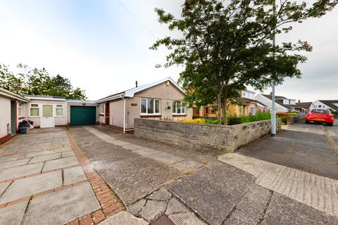 2 bedroom detached bungalow for sale - Snowdon Drive, Fforestfach, Swansea, SA5