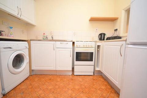 1 bedroom apartment to rent, Station Lane, Hornchurch, RM12