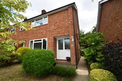 10 Cherryhurst, Hambledon, Godalming, GU8 4HA