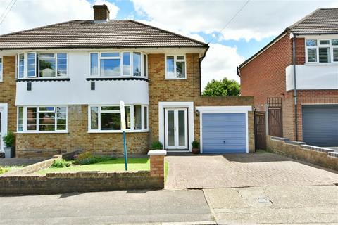 3 bedroom semi-detached house for sale - Hollywood Lane, Wainscott, Rochester, Kent