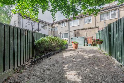 11 Wycombe Green, Bradford, BD4 0AQ
