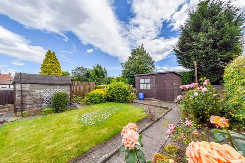 2 bedroom bungalow for sale - Southleigh Road, Leeds