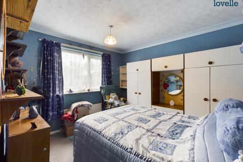 2 bedroom semi-detached bungalow for sale, Kennington Close, Dunholme, LN2