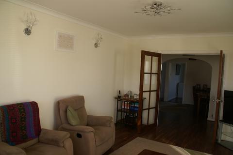 21 Thakeham Drive, Goring By Sea, Worthing, BN12 5AX