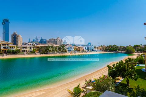4 bedroom villa, Palm Jumeirah, Dubai, Dubai, United Arab Emirates