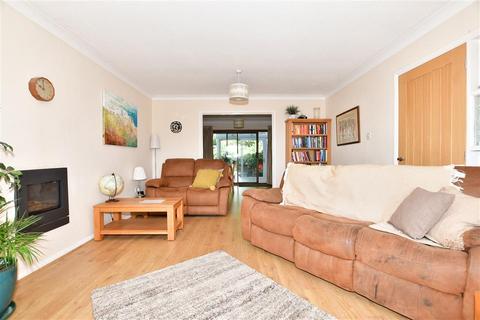 28 Bybrook Field, Sandgate, Folkestone, CT20 3BQ