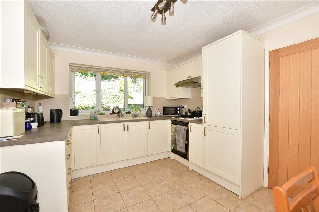 Kitchen/ Breakfast Room