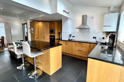 180 Ashington Grove, Coventry, CV3 4DB