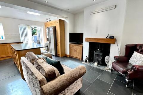 180 Ashington Grove, Coventry, CV3 4DB