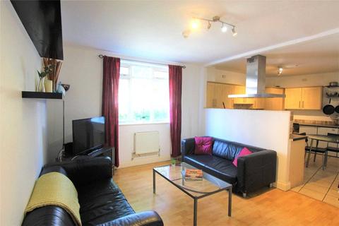 1 bedroom property to rent, Grove Street, London, SE8