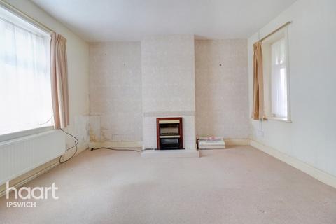 Thistlestone Lower Road, Westerfield, Ipswich, IP6 9AR