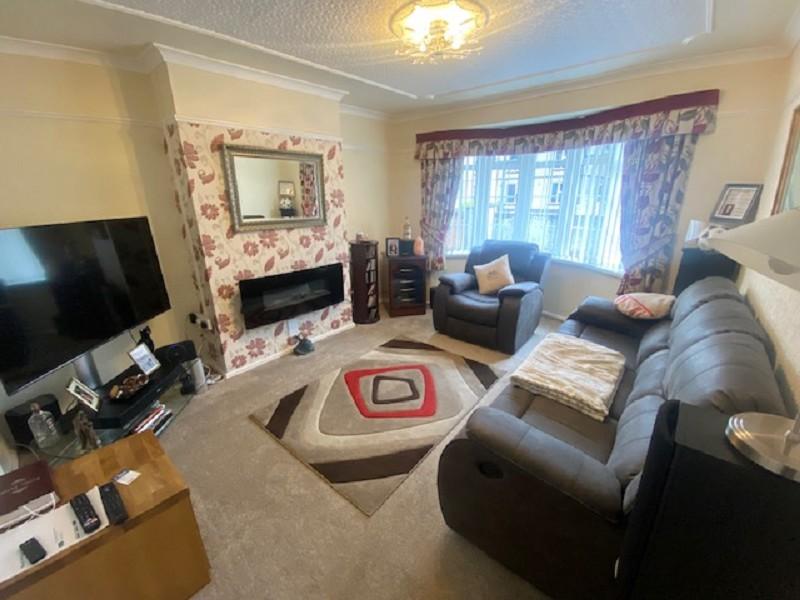 Park Avenue, Glynneath, Neath, Neath Port Talbot. 3 bed detached house