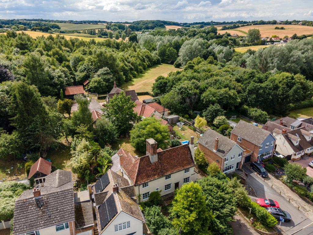 Sible Hedingham, Near Halstead 6 bed detached house £1,000,000