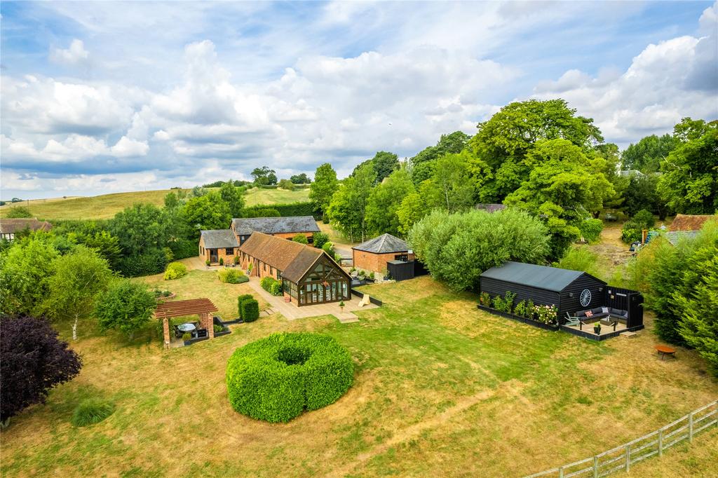 Pitchcott, Aylesbury... 6 bed detached house £1,850,000