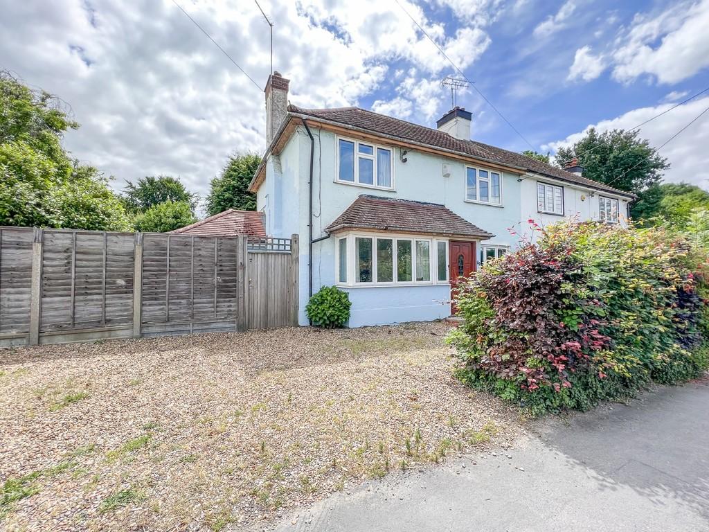 Main Road, Hockley 3 bed semidetached house for sale £450,000