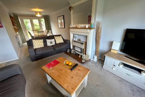 27 Bronte Close, Shirley, Solihull, B90 3DR