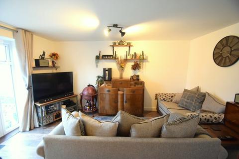 6 Heol Healey, Coity, Bridgend, CF35 6GW