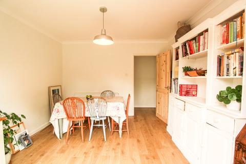 12 Brooklyn, Wrington, Bristol, BS40 5LJ
