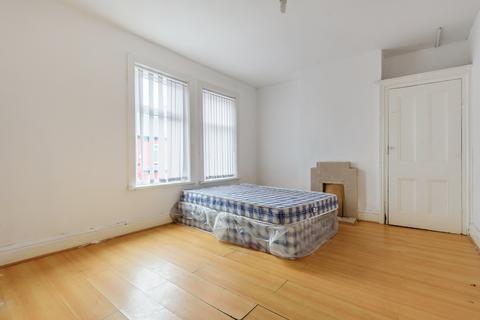 49 Ashfield Road, Manchester, M13 0YP