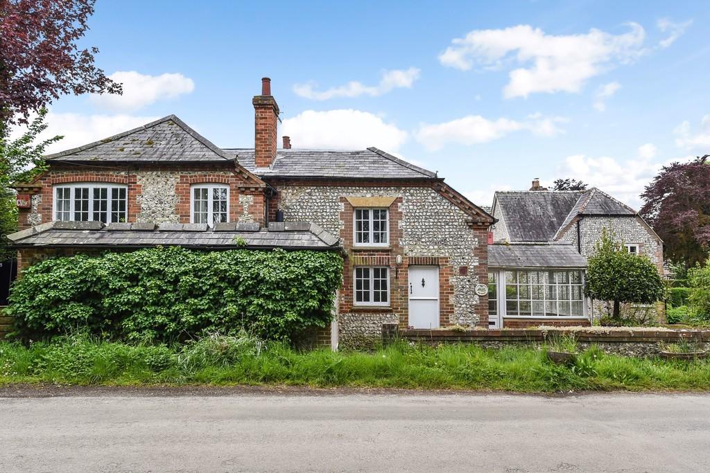 East Marden 4 bed detached house for sale £850,000