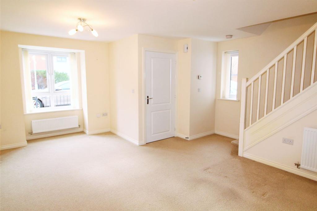 8 Coverack Road, Dukes Park, Bilston... 4 bed townhouse £200,000