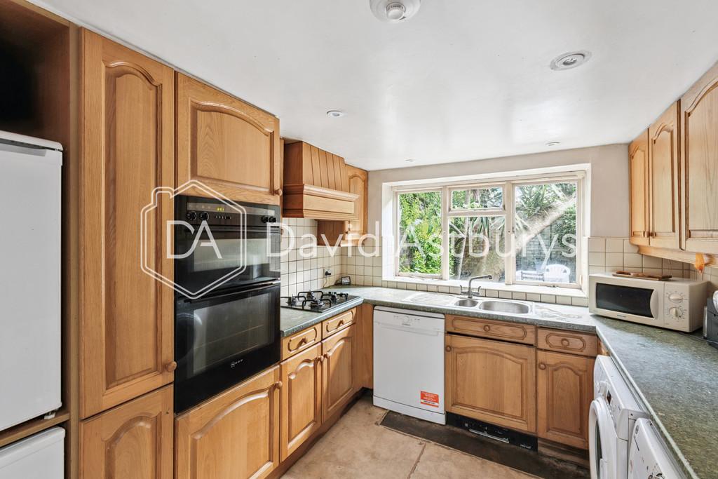 170720259 DAISL 8 Haverstock Street N1 8 DL 010