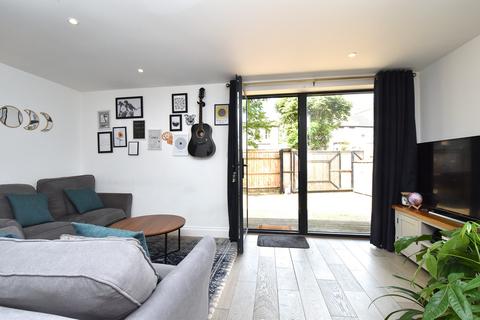 1 bedroom apartment for sale - Page Heath Villas