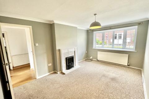 2 bedroom ground floor maisonette to rent, Nursery Road, Radcliffe-on-trent, Nottingham