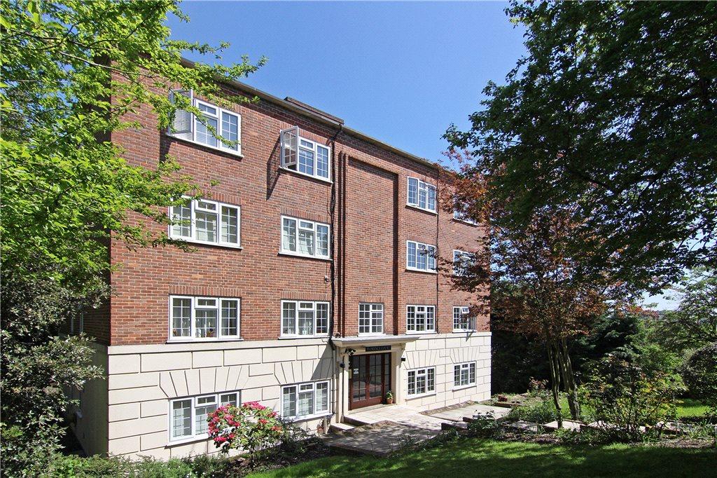 Florence Court, Sunnyside, SW19 1 bed flat £1,400 pcm (£323 pw)