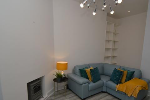 2 bedroom flat to rent, St Kenneth Drive, GLASGOW, G51