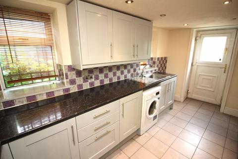 3 bedroom cottage for sale - Greens Square, Pellon, Halifax